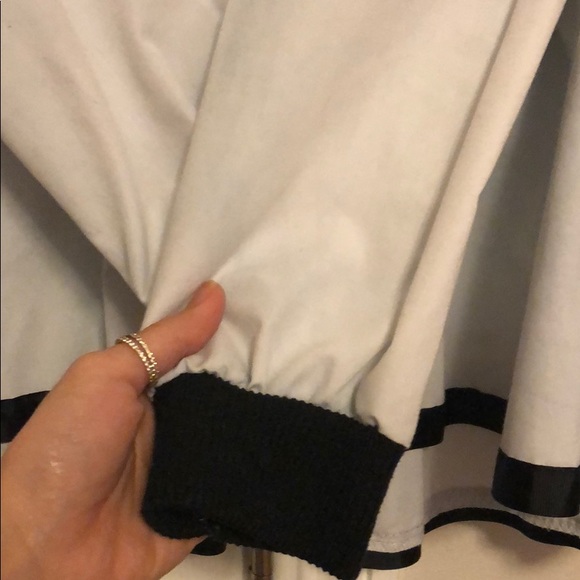 Top - Picture 2 of 2